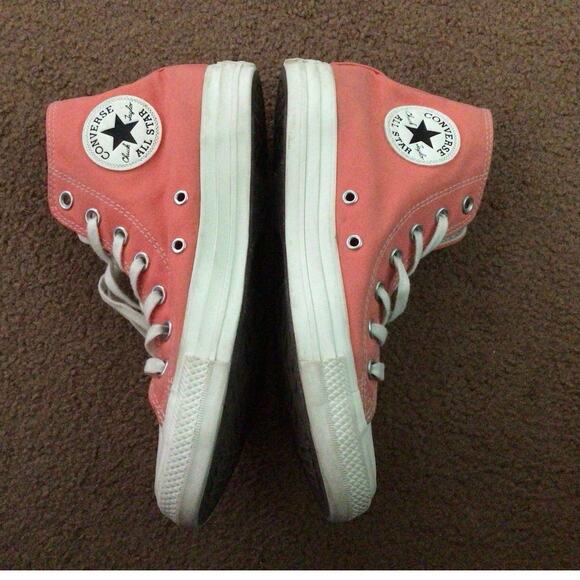 Converse high top with flower embroidery Return to festival on - Picture 2 of 7